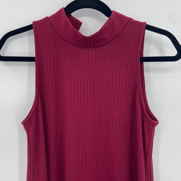 SADIE & SAGE Burgundy Mock Turtleneck Ribbed Sleeveless Shift Dress Size Small - Picture 3 of 7